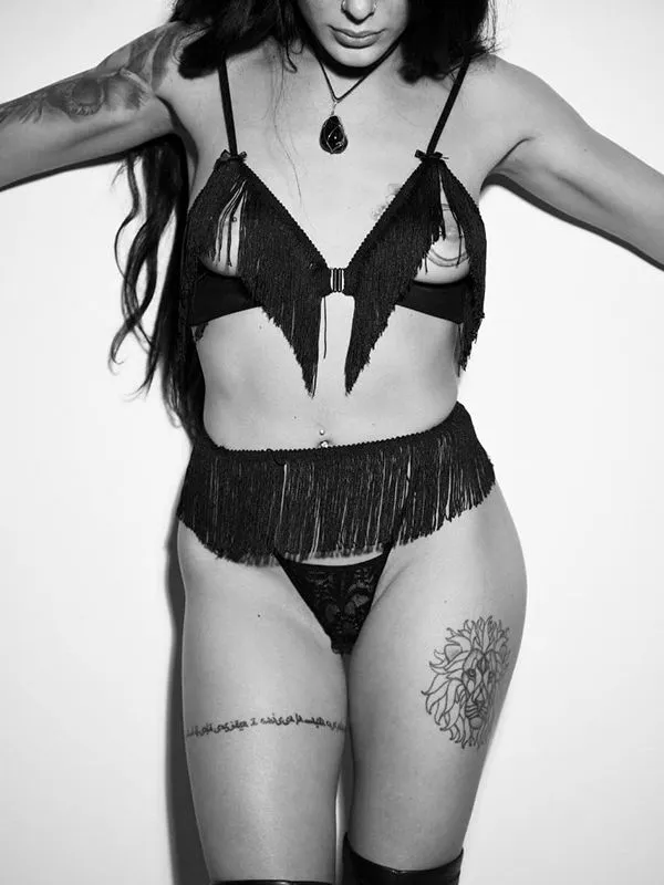 Эротическое стринги с бахромой mambo в Перми