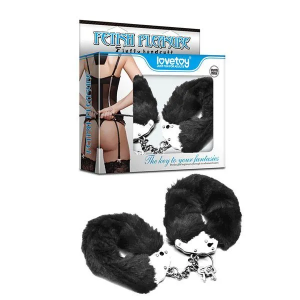 наручники декоративные lovetoy fetish pleasure fluffy handcuffs, черные в Перми