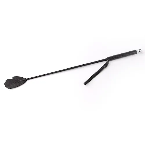 стек черный с деревянной рукоятью и шлепком на конце в форме ладони 3033-1 в Перми