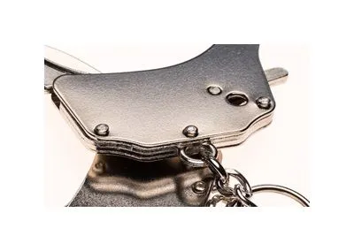 наручники декоративные adrien lastic metallic handcuffs, серебристые в Перми