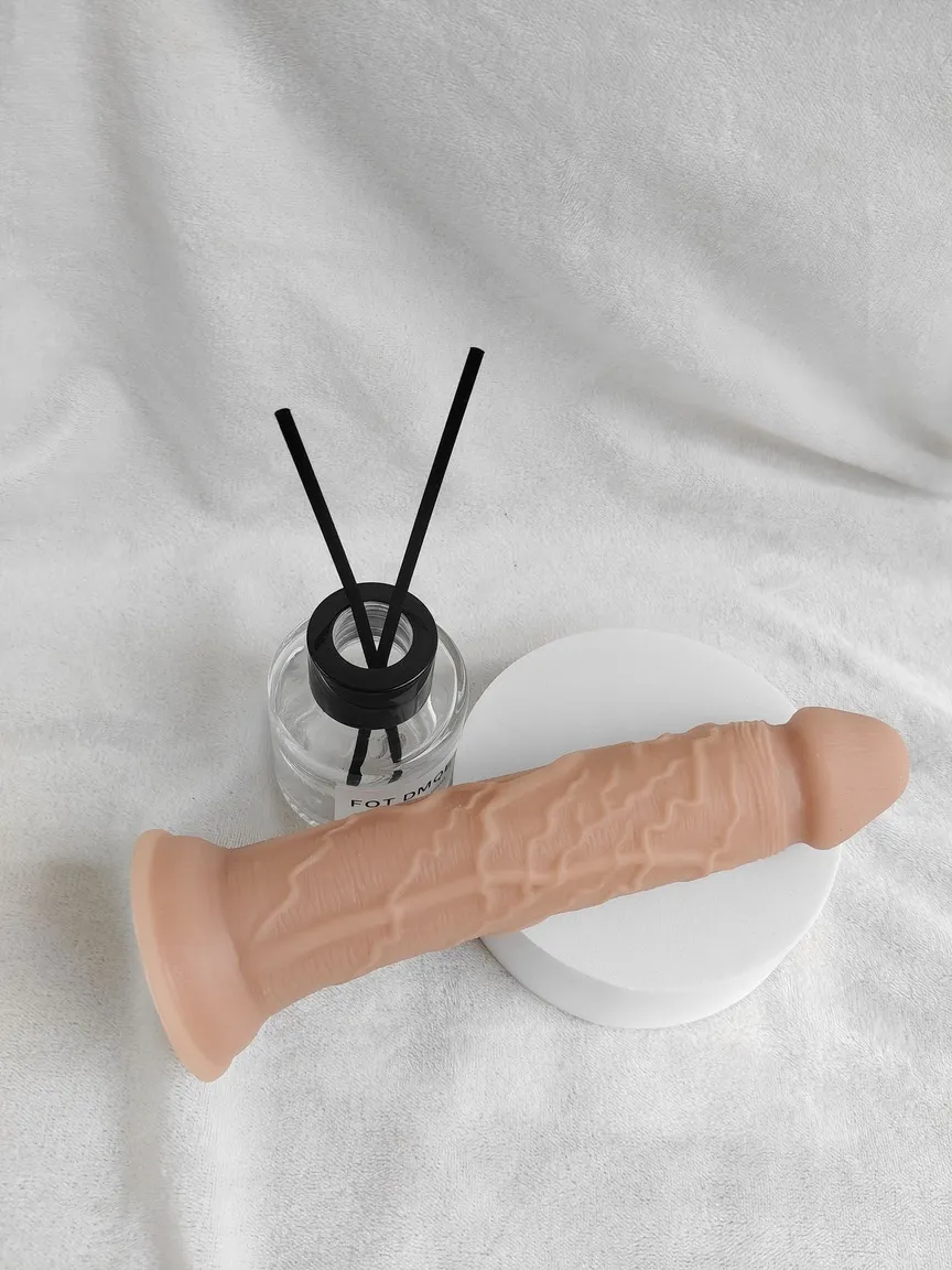 фаллоимитатор на присоске без мошонки, 8 дюймов, телесный в Перми