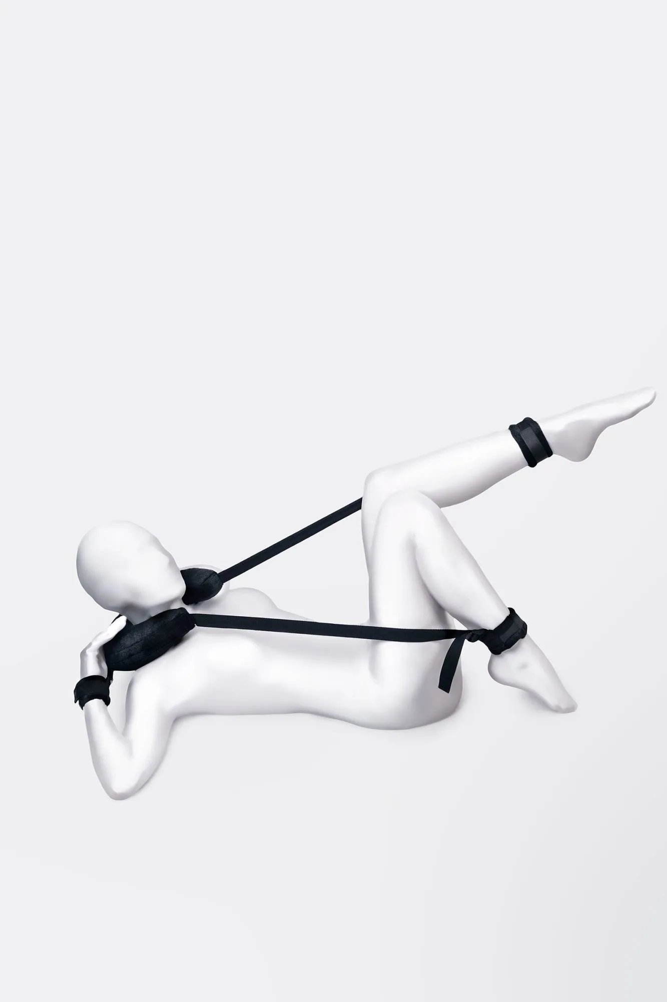 стропа фиксирующая anonymo #0701 с подушкой, велюр, черная, 127 см в Перми