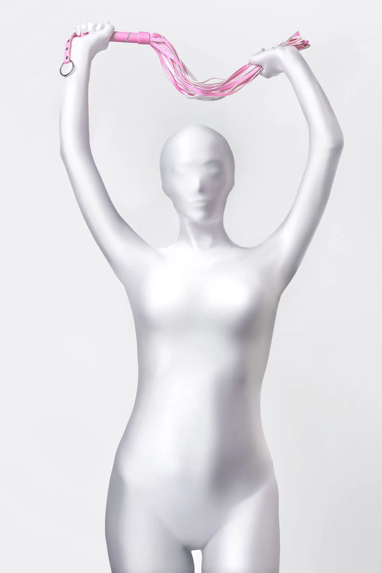 флоггер anonymo #0006, pu кожа, розовый, 64 см в Перми