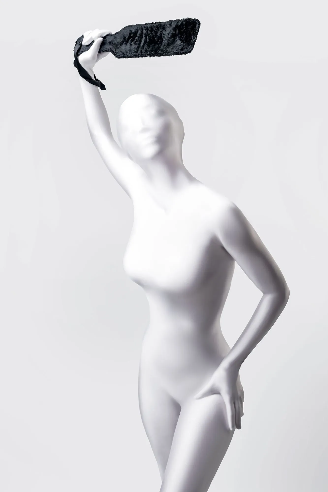 шлепалка anonymo #0009, полиэстер, красная, 37 см в Перми