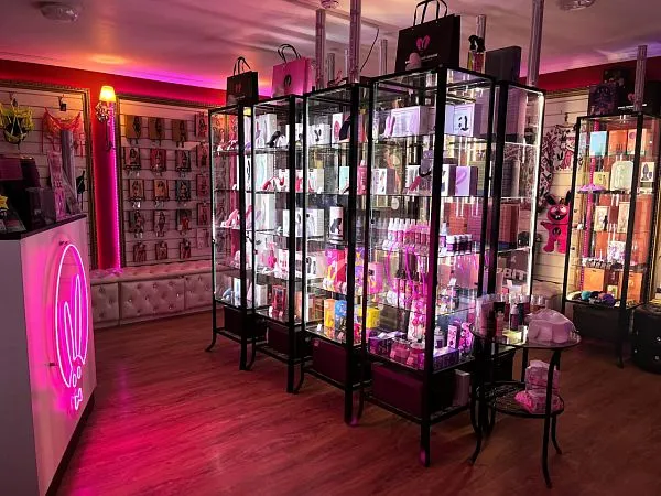 Москва, Ленинградский 75/1