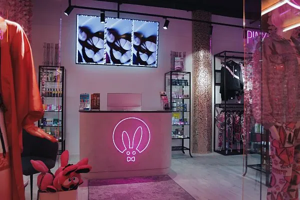 Санкт-Петербург, ТЦ «Академический» Гражданский 41