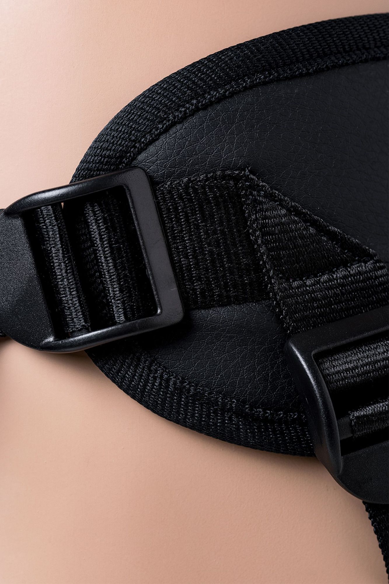 страпон lovetoy с поясом harness, с 2 насадками, реалистичный, neoskin, телесный в Перми